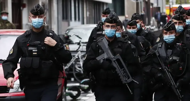 Parigi, fermati due sospetti