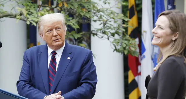 Trump annuncia la nomina di Amy Barrett alla Corte Suprema