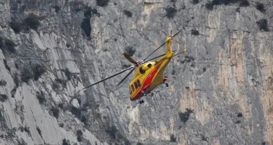 Scarica di pietre, recuperata rocciatrice ferita sulle Placche Zebrate di Dro