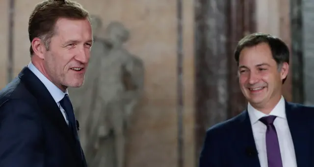Dopo 16 mesi Belgio trova l'accordo, De Croo premier