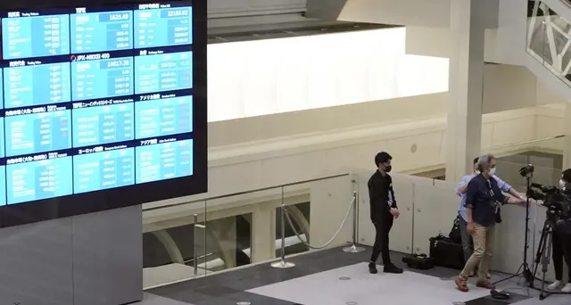 Borsa Tokyo, apertura in rialzo (-0,47%)