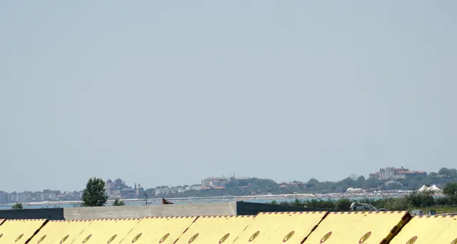 Venezia, Mose sale per la prima volta contro l'acqua alta