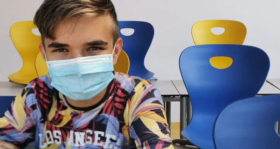 Battisti, Pascoli e Manzoni altri contagi nelle scuole