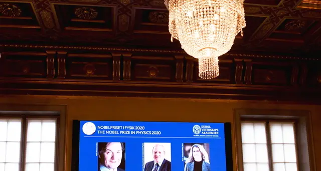 Nobel Fisica ai teorici dei buchi neria