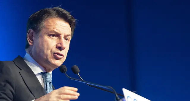 Cdm proroga dpcm al 15/10,obbligo mascherine all'aperto++