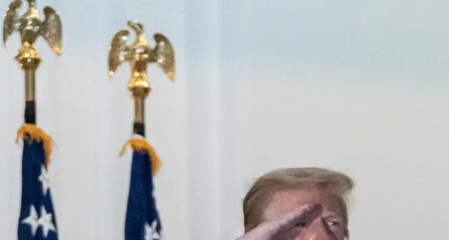 Trump insulta Biden, 'un matto e poco intelligente'