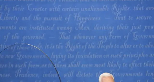 Pence, Biden-Harris minano fiducia in vaccino