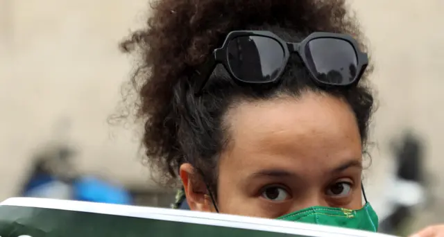 Fridays for future, giovani tornano in piazza per il clima