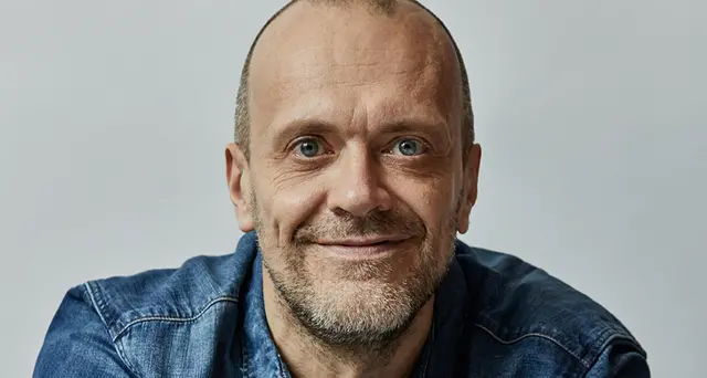 Max Pezzali, esce nuovo album di inediti Qualcosa di nuovo