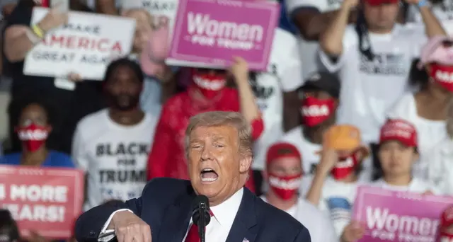 Trump ai fan, 'tra 22 giorni vinciamo'