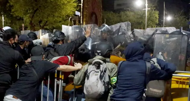 Proteste in Thailandia,stato emergenza