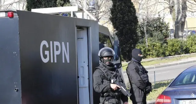 Professore decapitato vicino Parigi, aveva mostrato agli studenti le caricature di Maometto