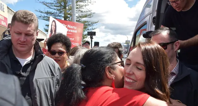 Nuova Zelanda: elezioni, Ardern ampiamente in testa