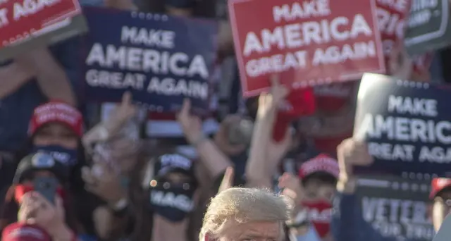 Usa, schiaffo a Trump su voto per posta