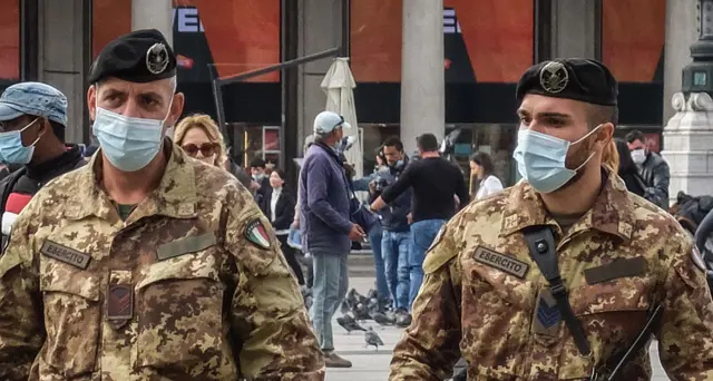 Operazione Difesa, 200 drive per 30 mila tamponi giorno