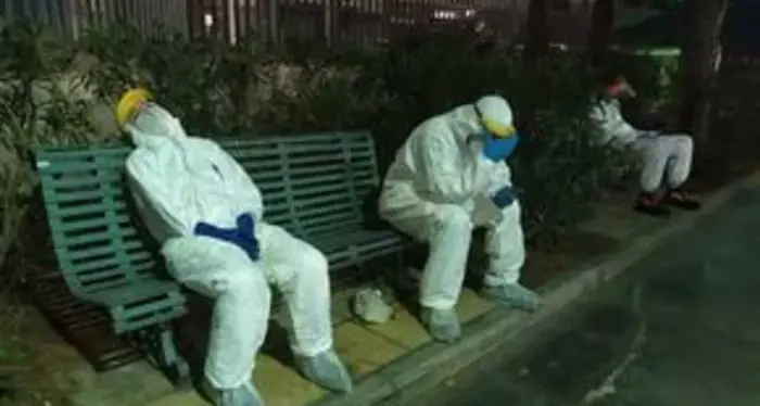 Sassari, gli operatori del 118 stremati per l'attesa che le ambulanze entrino nel pronto soccorso