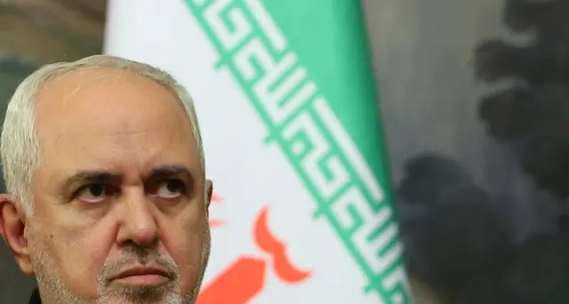 Iran contro Macron, alimenta estremismo contro l'islam