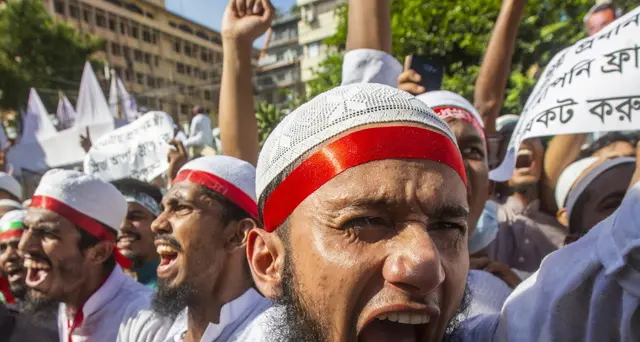 Nuove proteste anti-francesi in Pakistan e Bangladesh