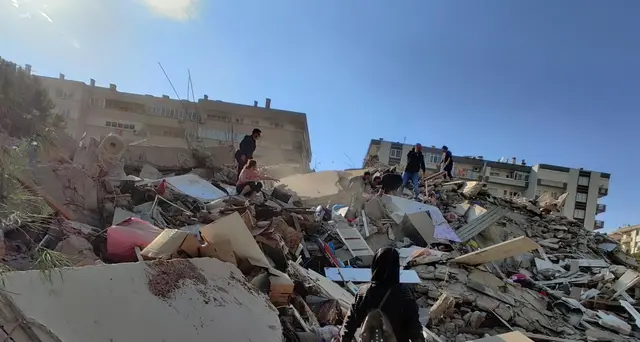Sisma nell'Egeo, 4 morti e 120 feriti in Turchia