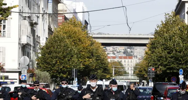 Nizza: vescovo Tolosa, 'non prendere in giro le religioni'