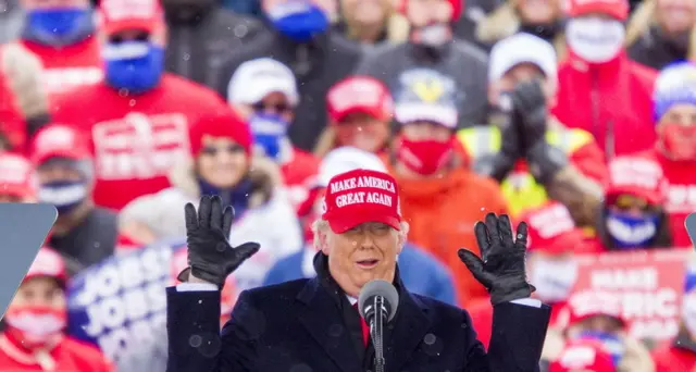 Trump, pronto a battaglia legale su voto