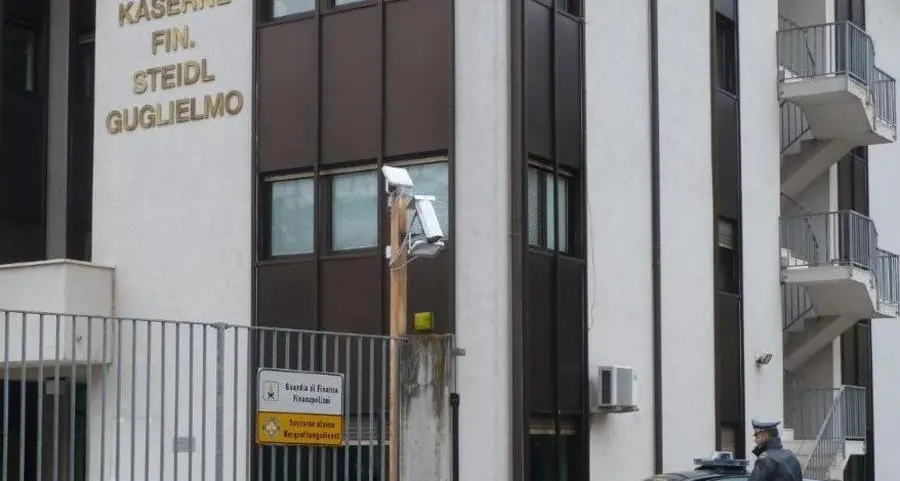 Rubano in casa a un disabile Tradite dal «Compro Oro»