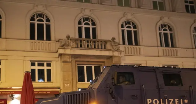 Vienna: media, perquisizioni in Germania