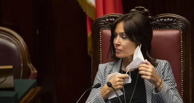 Napoli: Mara Carfagna lascia il Consiglio comunale