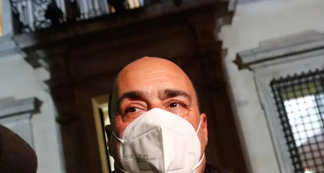 Zingaretti, evitate luoghi affollati, sono pericolosi