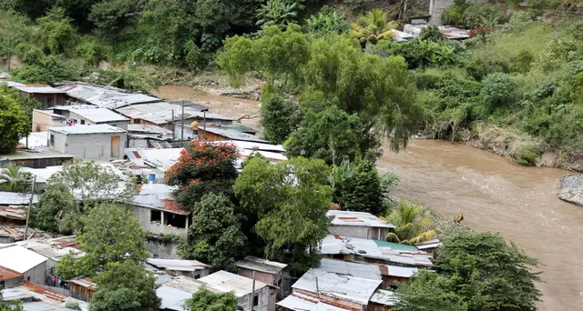 L'uragano Eta si abbatte sull'Honduras, almeno 57 morti