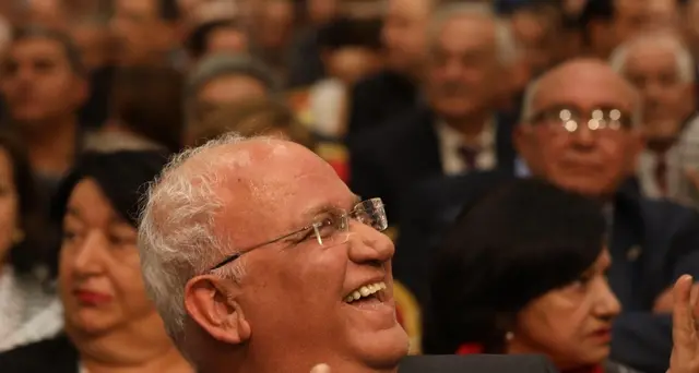 Morto di covid negoziatore palestinese Erekat