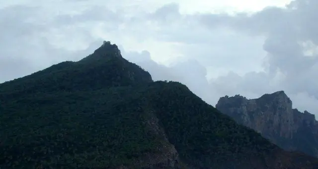 Cina rivendica sovranità su isole in mar Cinese orientale