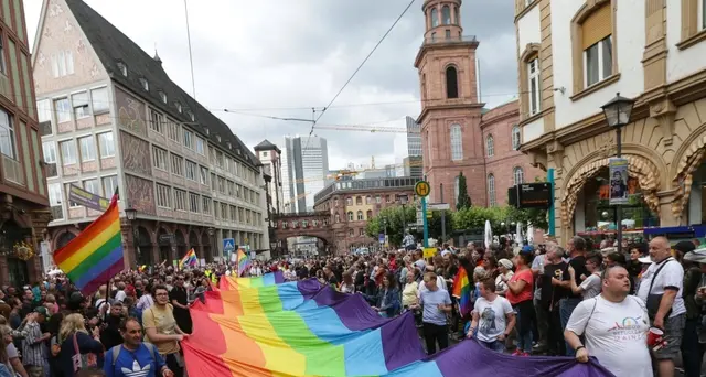 Ue in campo contro discriminazione nei confronti di Lgbtiq