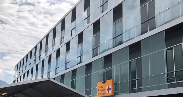 L'azienda sanitaria: \"Andate al pronto soccorso solo se in pericolo di vita\"