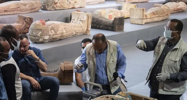 In Egitto scoperti oltre 100 sarcofagi di 2.500 anni fa