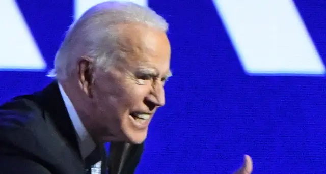 Biden saluta svolta su vaccino, 'ma mancano ancora mesi'