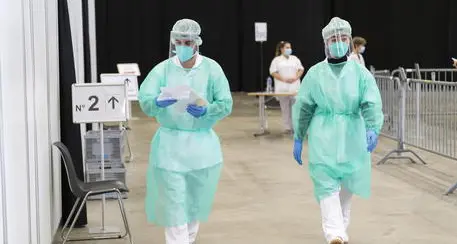 Covid-19, la Svizzera non ha più posti in terapia intensiva