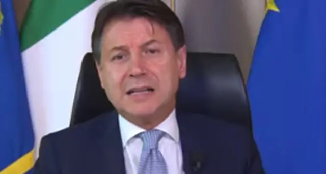 Conte,sia Natale sobrio senza feste o curva si impenna