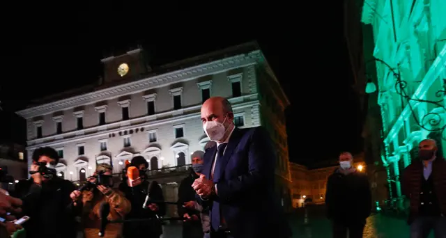 Deputata Siragusa lascia M5S, ha svenduto anima