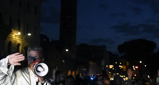 Sgomberata sede Forza Nuova a Roma