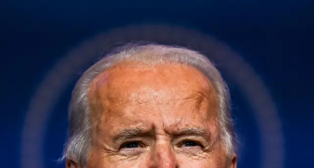 Biden, è l'ora di raddoppiare sforzi contro il virus