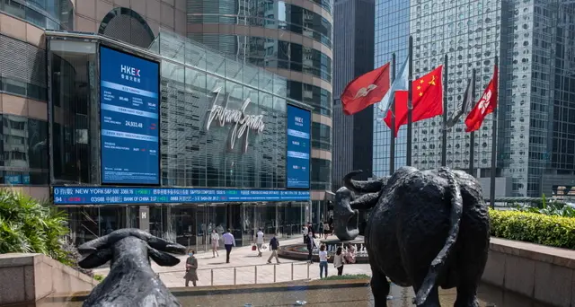Borsa, Hong Kong poco mossa