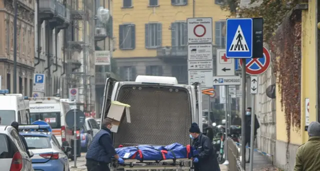 Uomo morto davanti ospedale, ipotesi pirata della strada