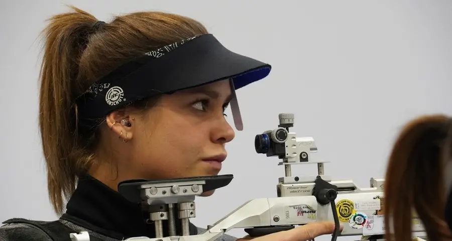 Petra vince il derby con Barbara
