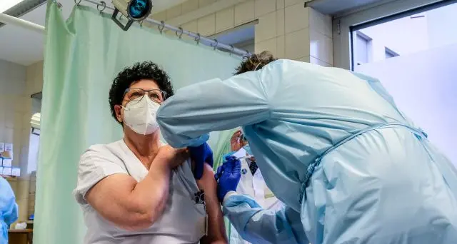 Vax Day, in Alto Adige i primi 145 vaccinati