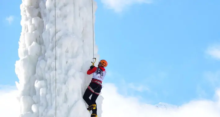 Torre di ghiaccio, Corvara getta la spugna