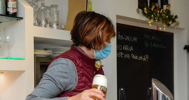 Bar, ristoranti e negozi: ecco le nuove regole