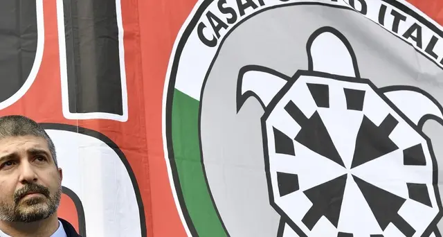 Casapound, esponente pestato a Livorno