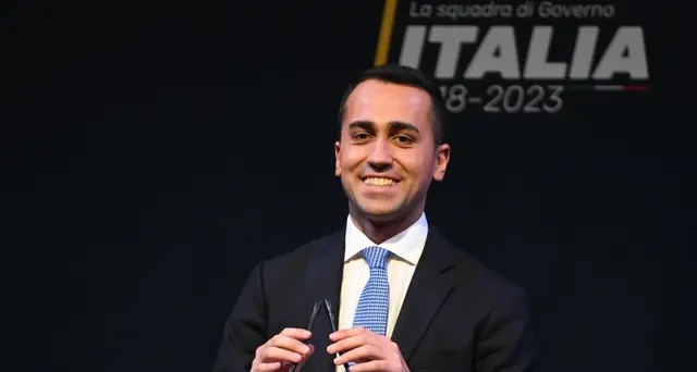 Di Maio presenta squadra governo M5s