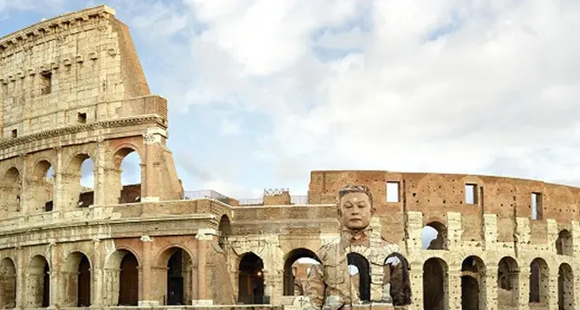 Liu Bolin, il camaleonte dell'arte